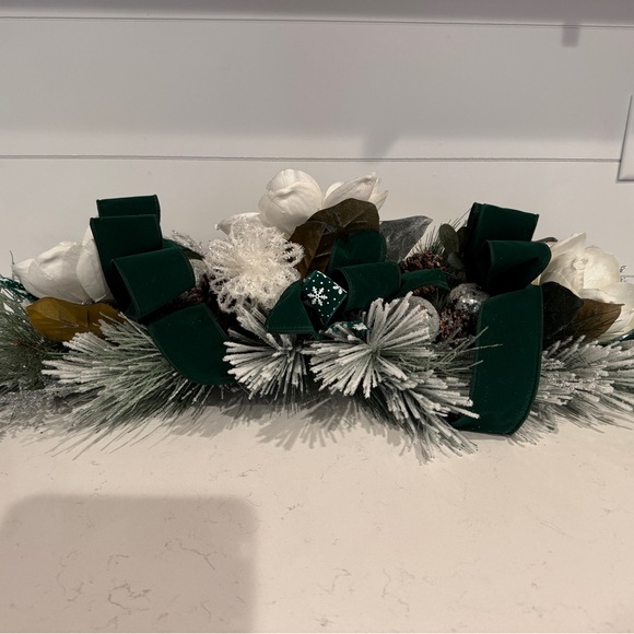 SOLD LOCALLY. Winter Magnolia Swag/Centerpiece/Door Hanger - Picture 9 of 16